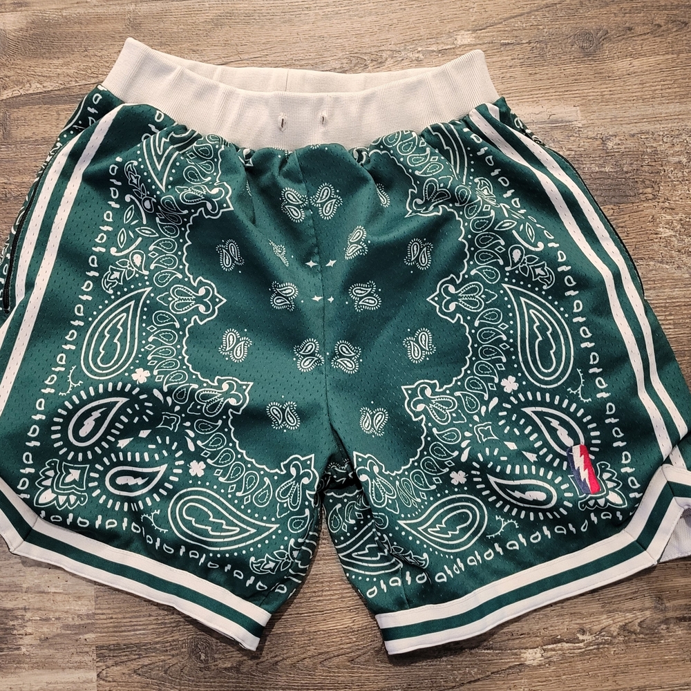 Collect & Select Basketball Shorts Green Paisley Men's Medium RARE
